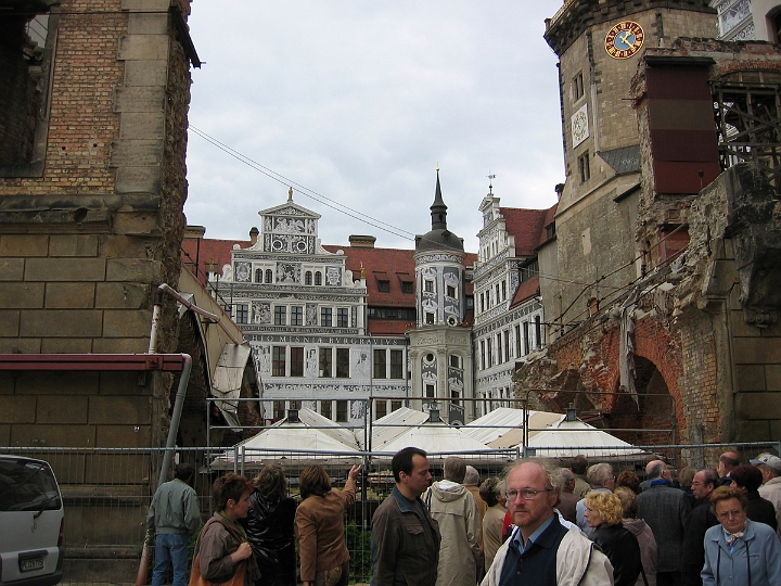 09 Bombed out portion of Royal palace.JPG